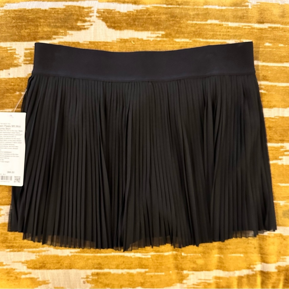 Lululemon mesh skirt
